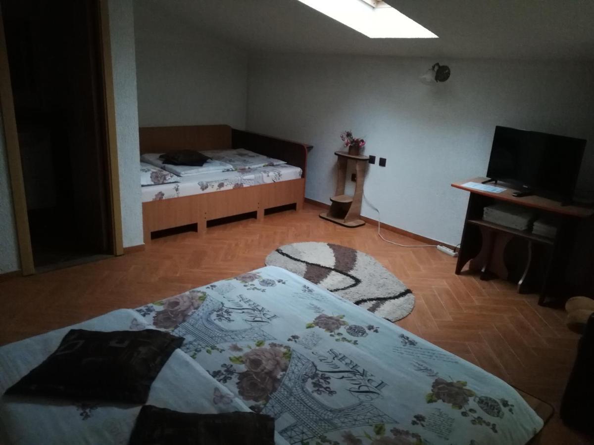 Pensiunea Dandu Corbeni Exterior foto
